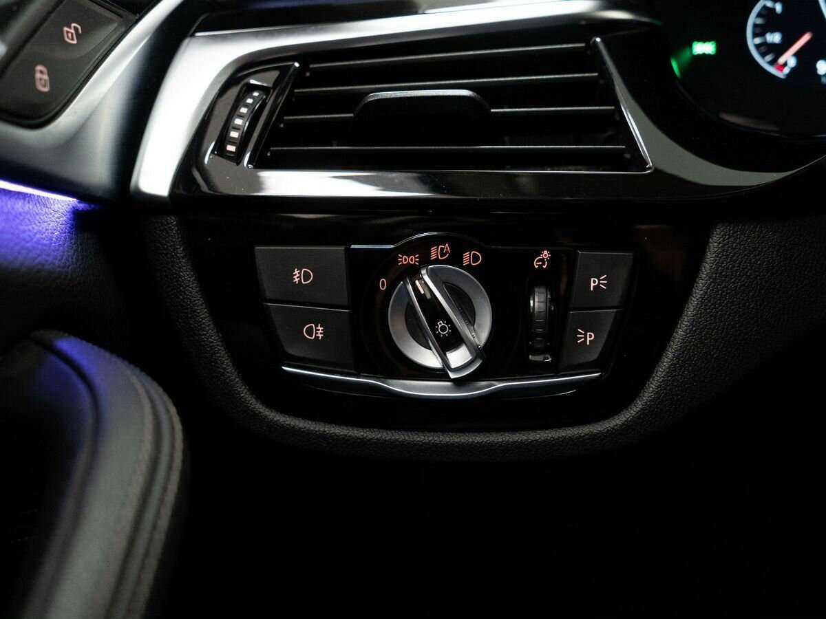 BMW 5 серии 530d xDrive, 2018 Фото №17