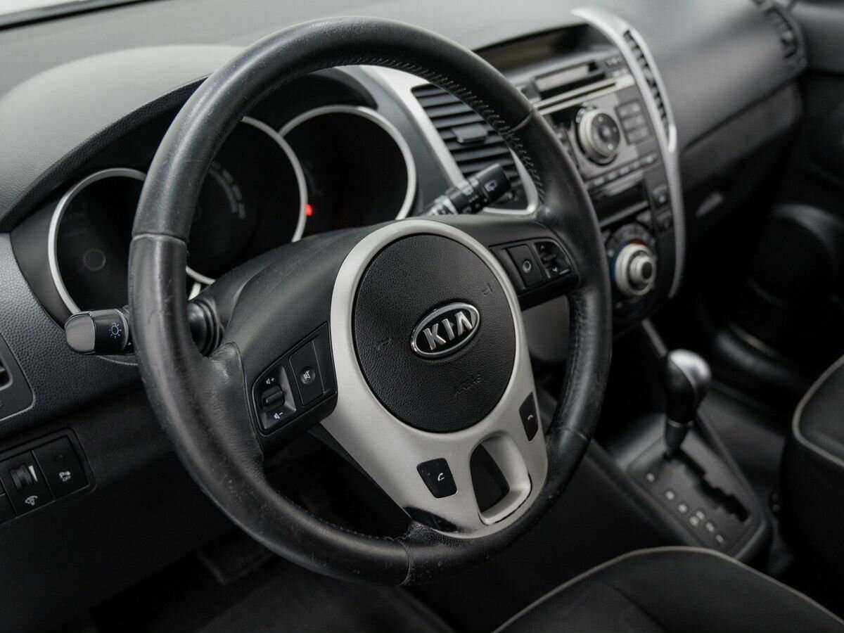 Kia Venga, 2012 Фото №12