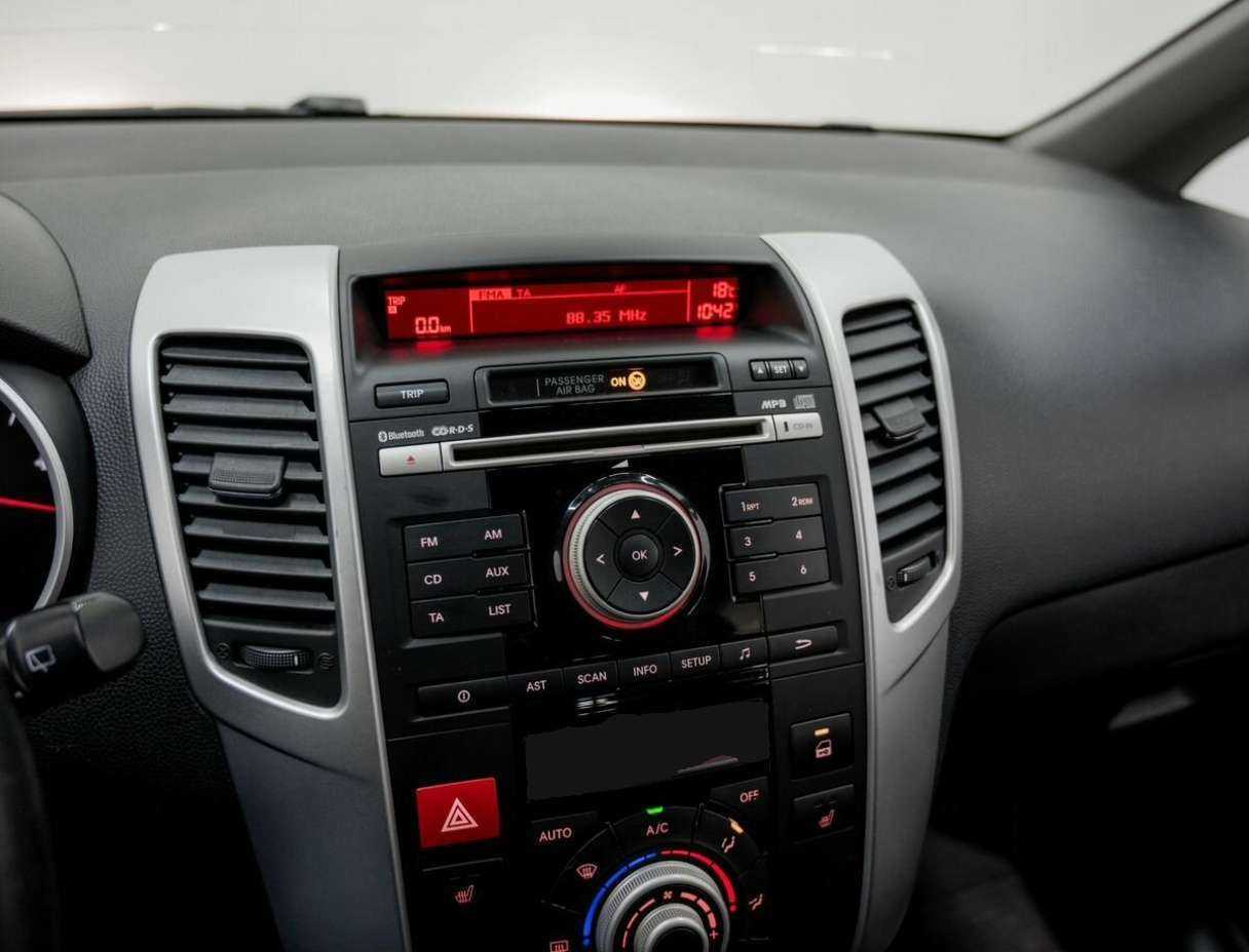 Kia Venga, 2012 Фото №17