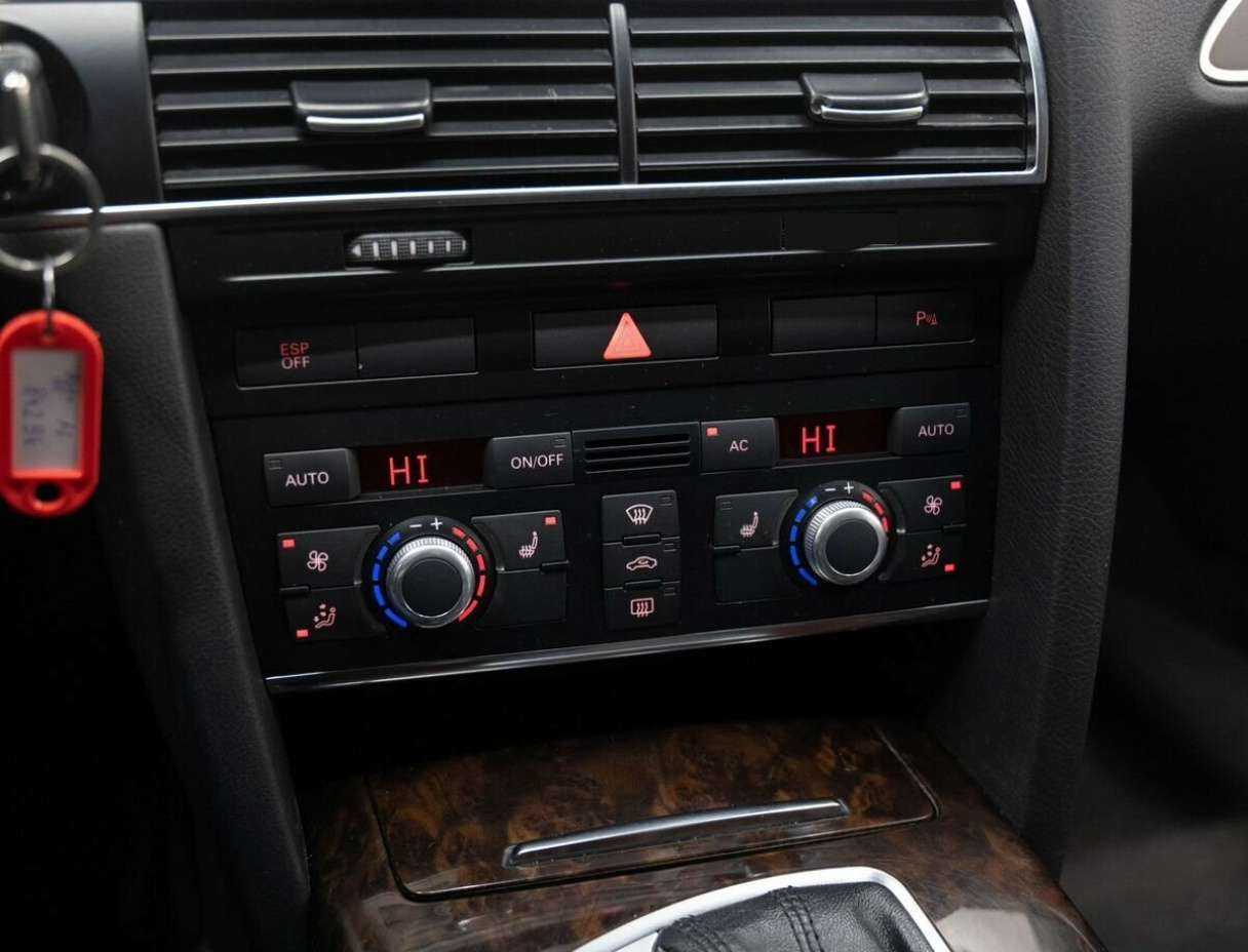 Audi A6 allroad, 2011 Фото №21