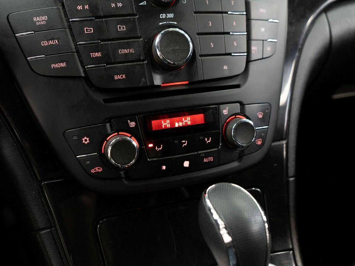 Opel Insignia, 2011 Фото №11