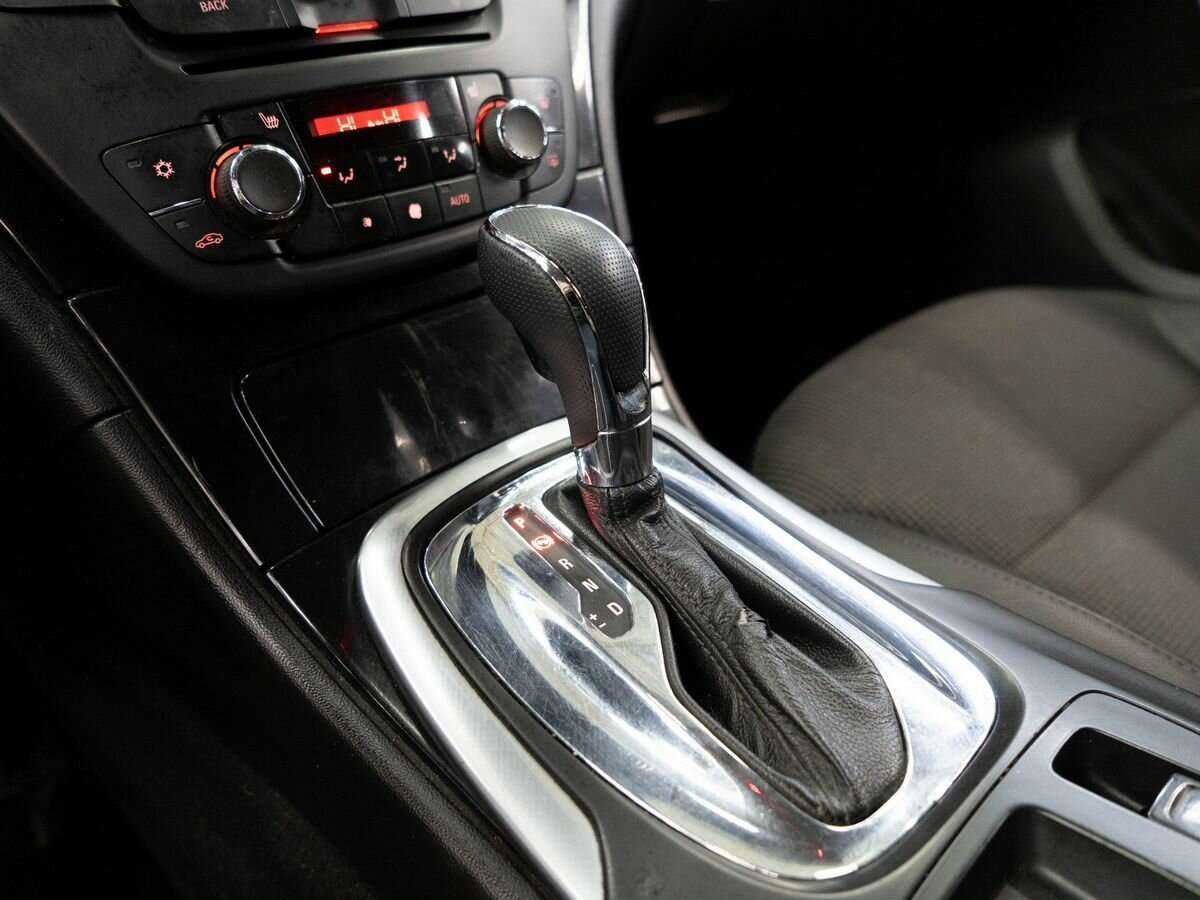 Opel Insignia, 2011 Фото №13