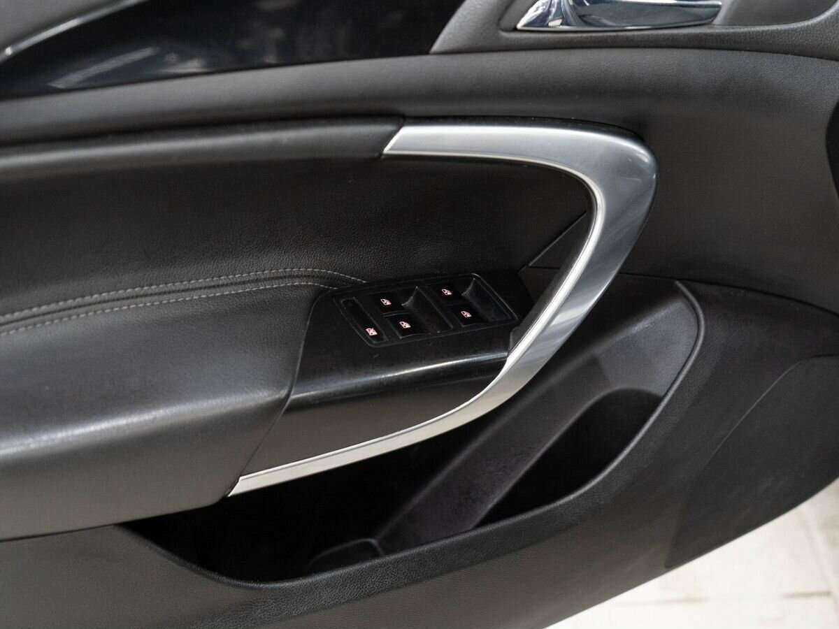 Opel Insignia, 2011 Фото №14