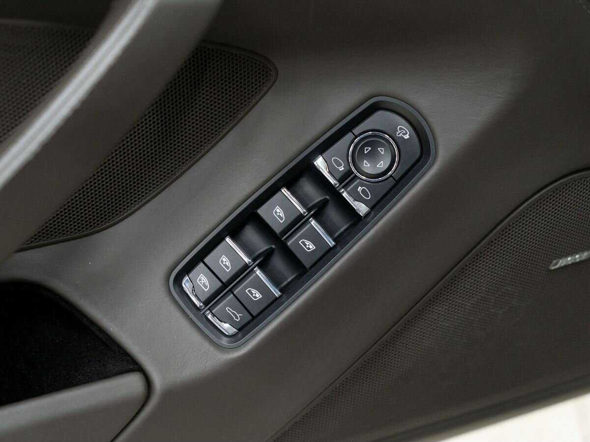 Porsche Panamera 4S, 2015 Фото №16