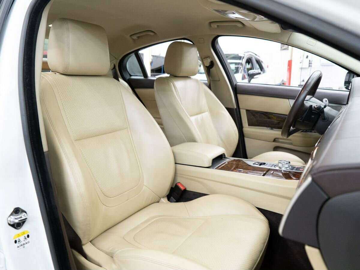Jaguar XF, 2011 Фото №9