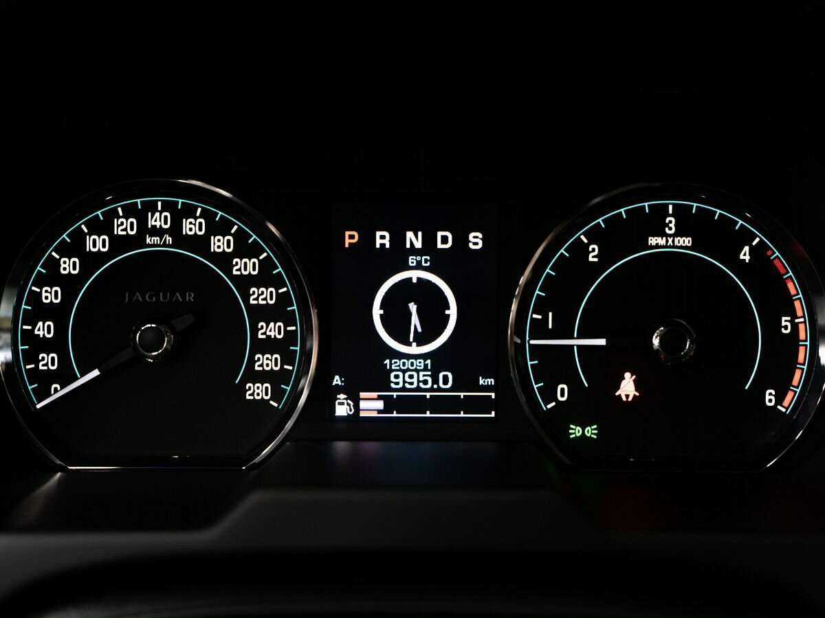 Jaguar XF, 2011 Фото №12