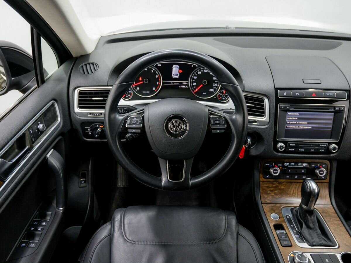 Volkswagen Touareg, 2015 Фото №11