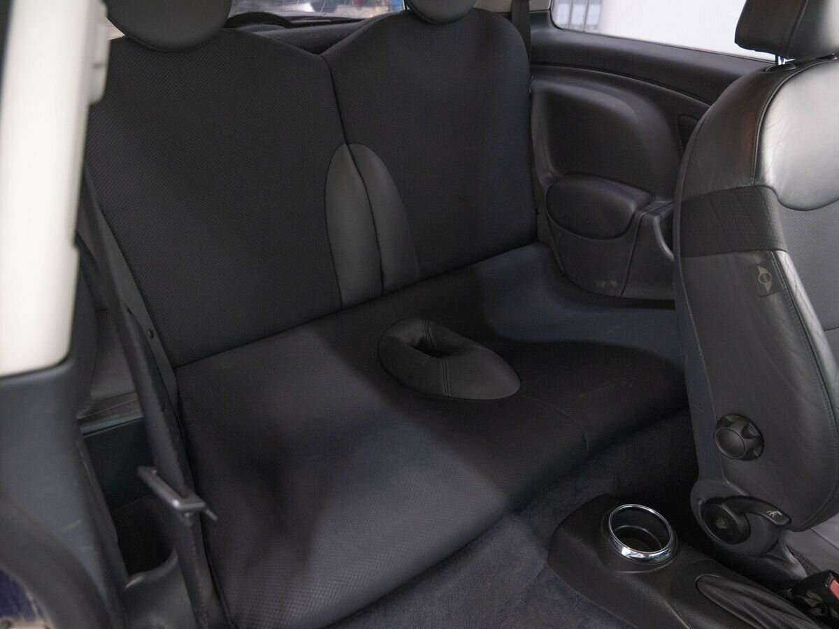 Mini Hatch Cooper, 2005 Фото №11