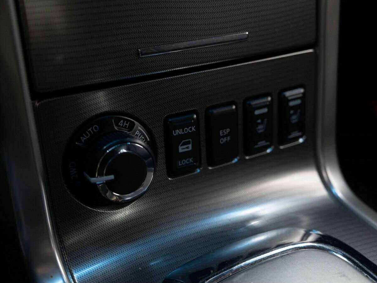 Nissan Pathfinder, 2011 Фото №21