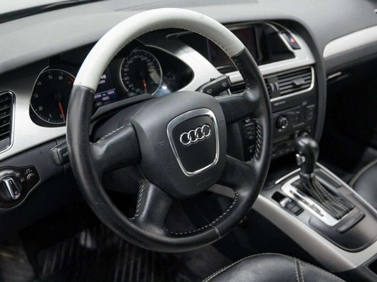 Audi A4, 2010 Фото №17