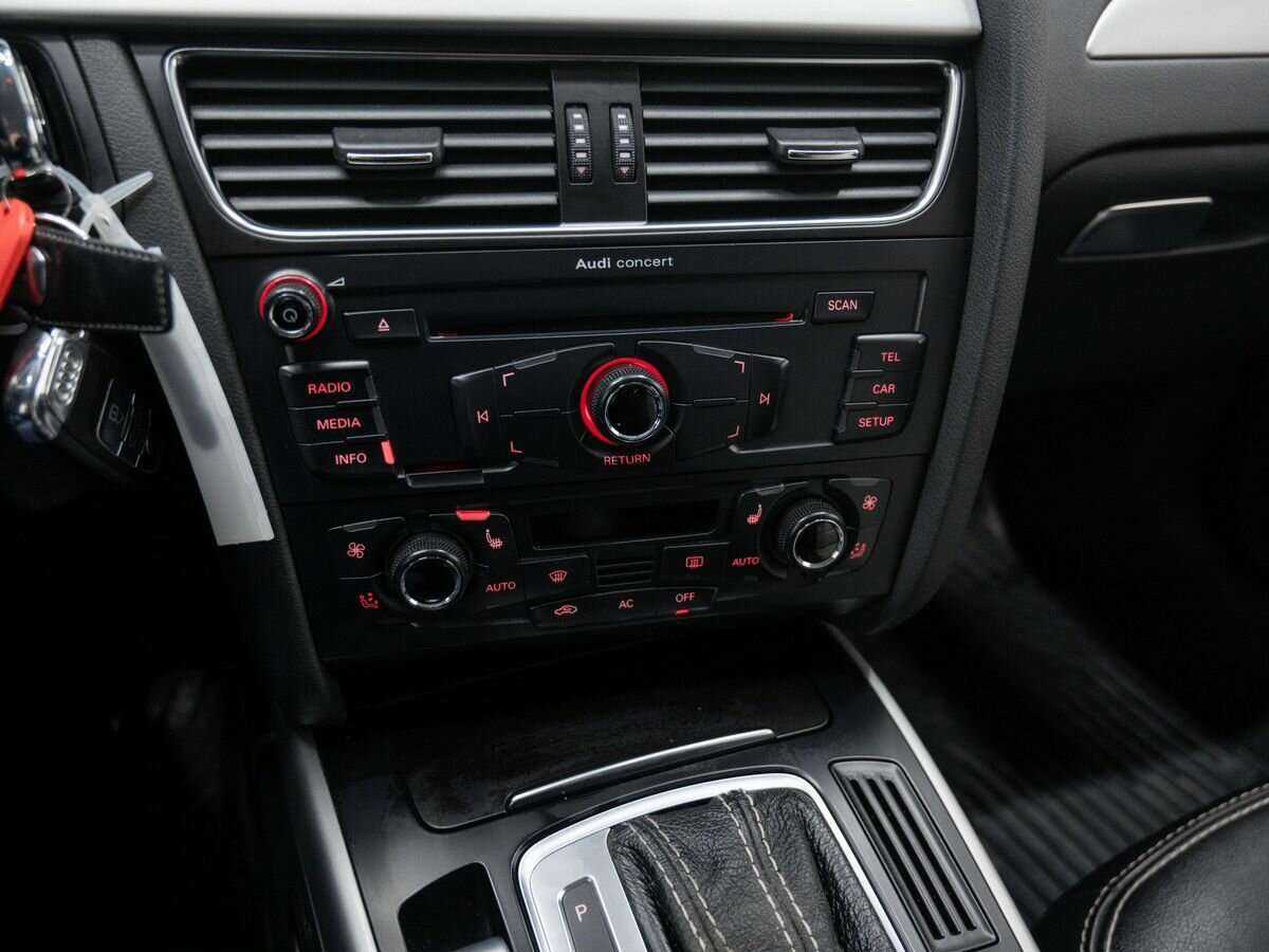 Audi A4, 2010 Фото №19