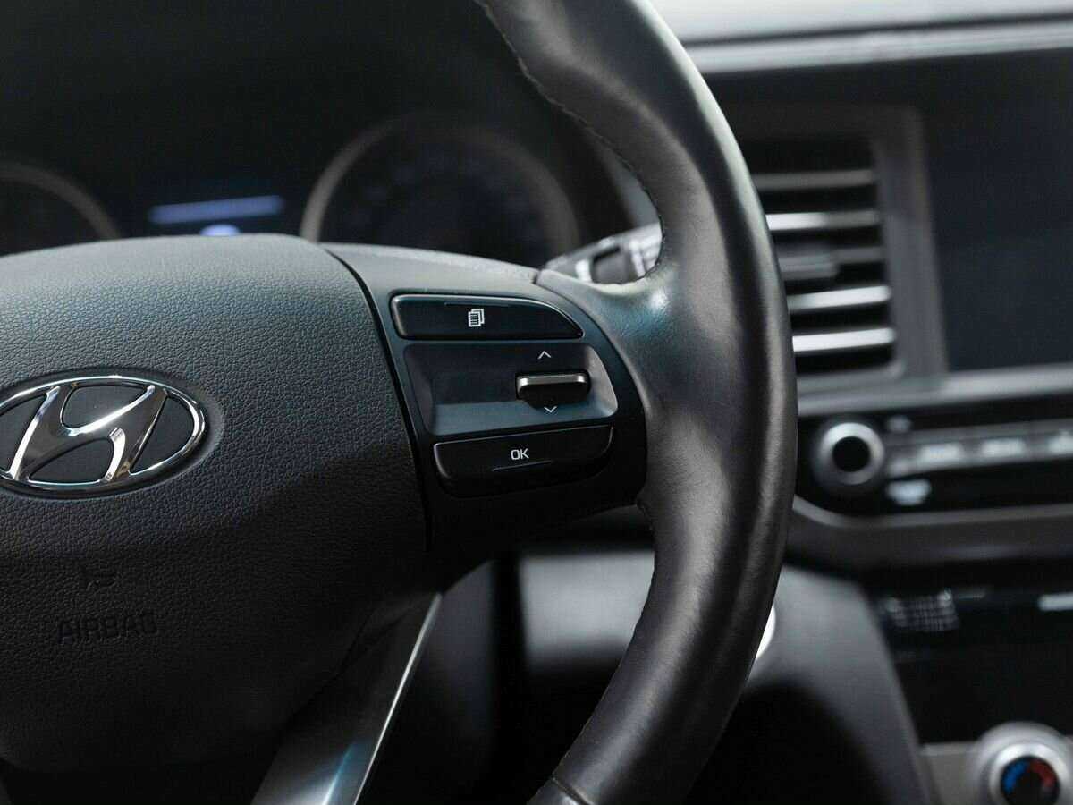 Hyundai Avante, 2018 Фото №16