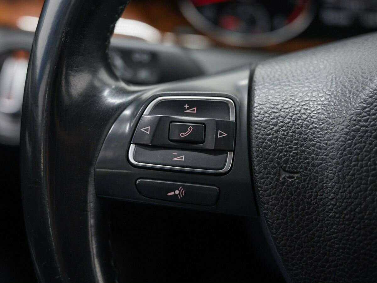 Volkswagen Passat, 2011 Фото №19