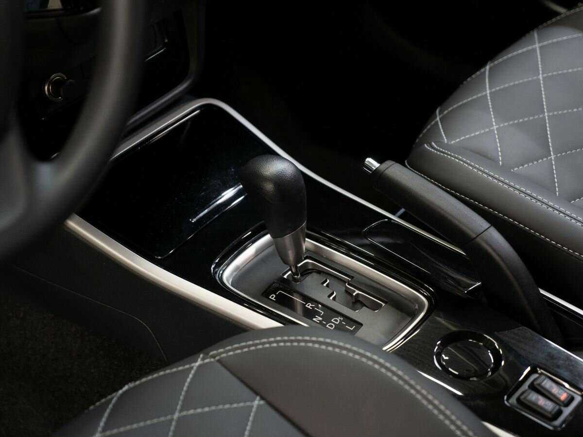 Mitsubishi Outlander, 2022 Фото №12