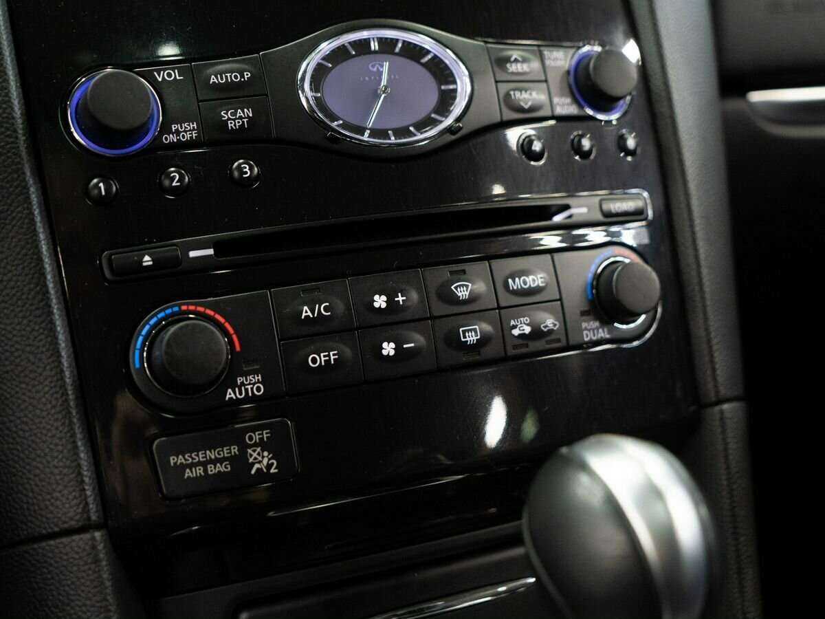 Infiniti FX35, 2008 Фото №10