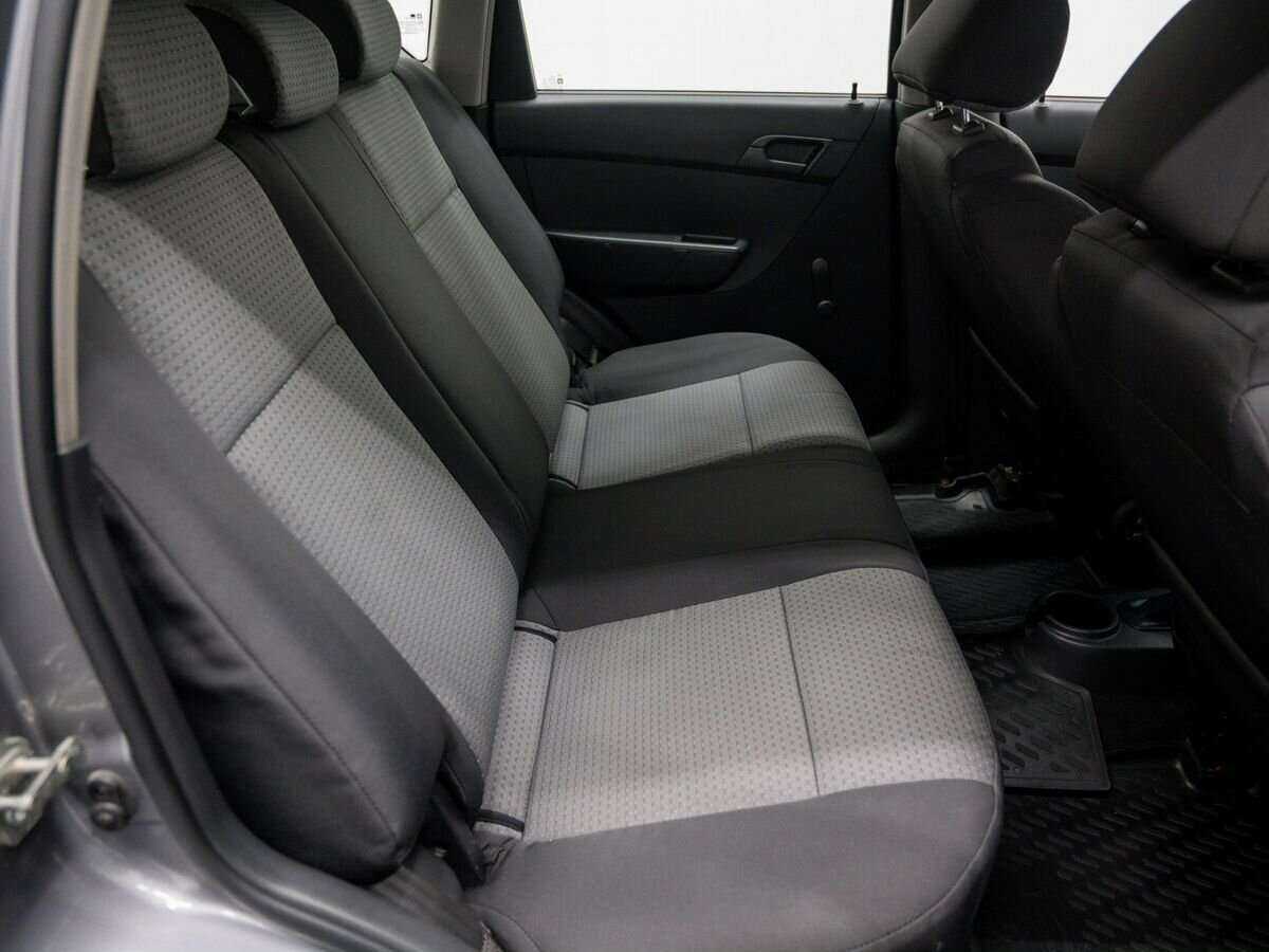 Chevrolet Aveo, 2010 Фото №9