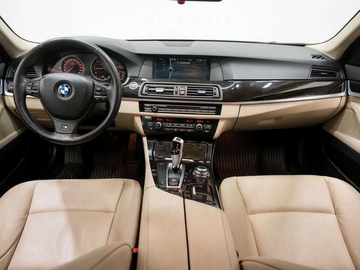 BMW 5 серии 525d, 2011 Фото №10