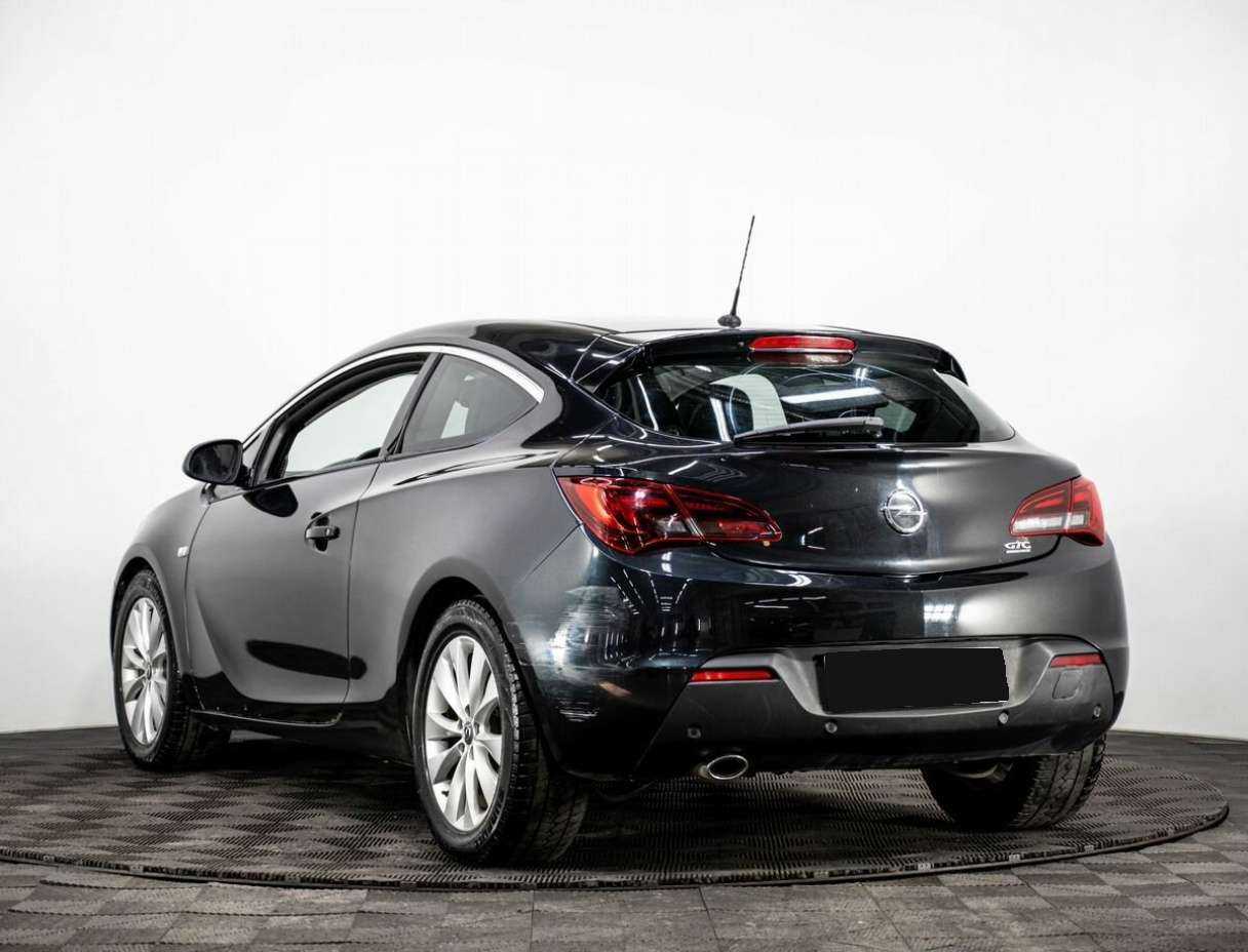 Opel Astra, 2012 - 258 000 км. | Фото №3