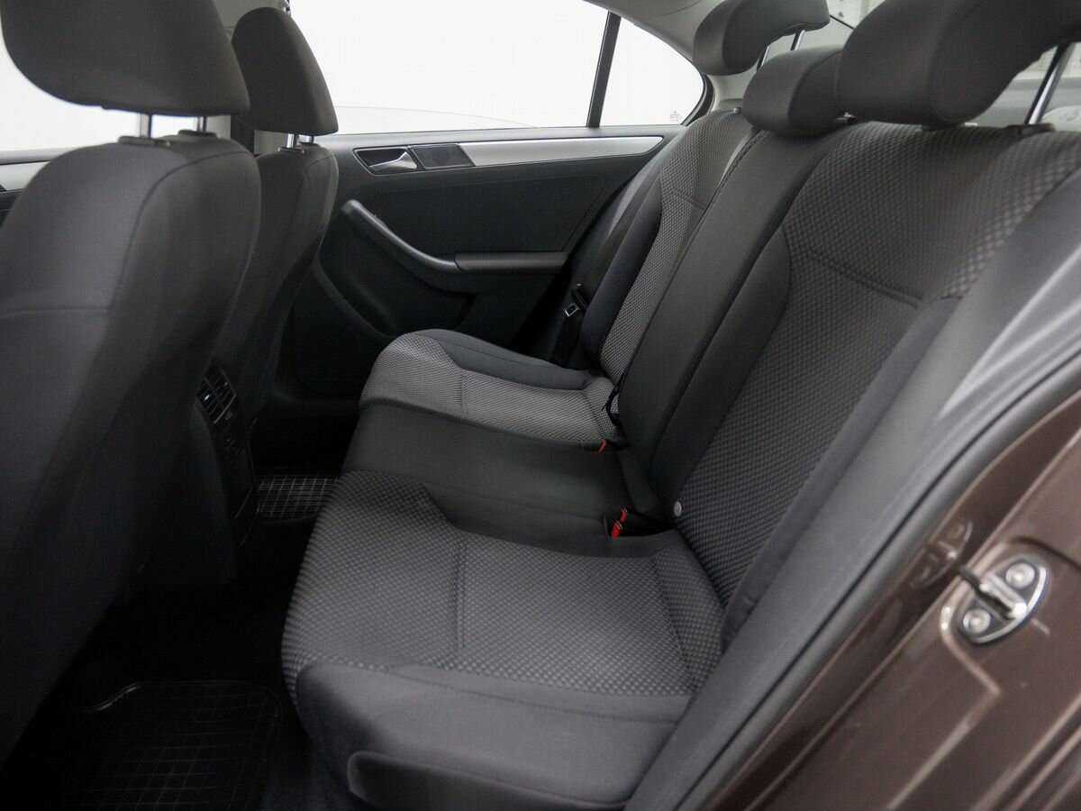 Volkswagen Jetta, 2011 Фото №9