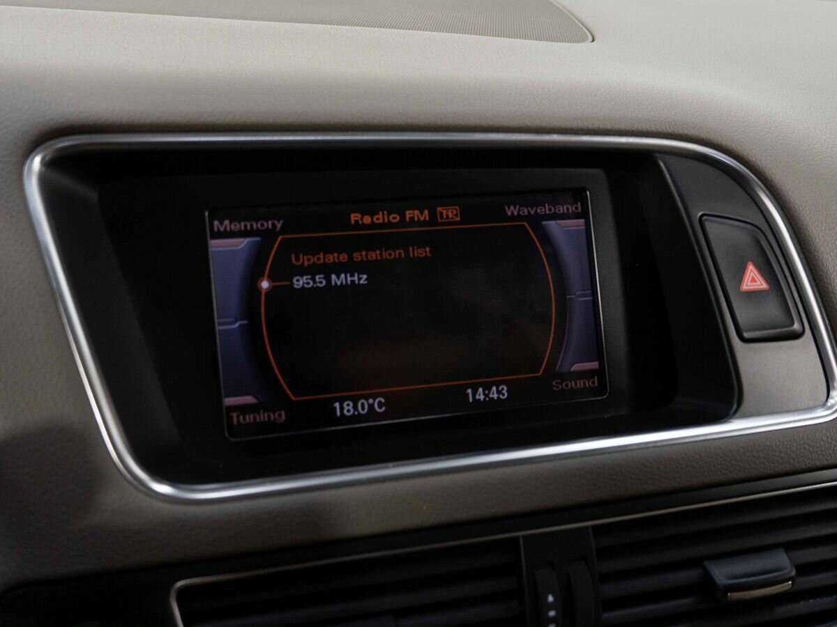 Audi Q5, 2011 Фото №16