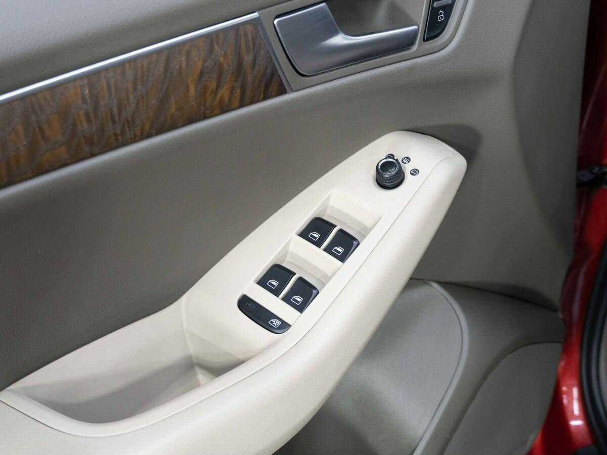 Audi Q5, 2011 Фото №21