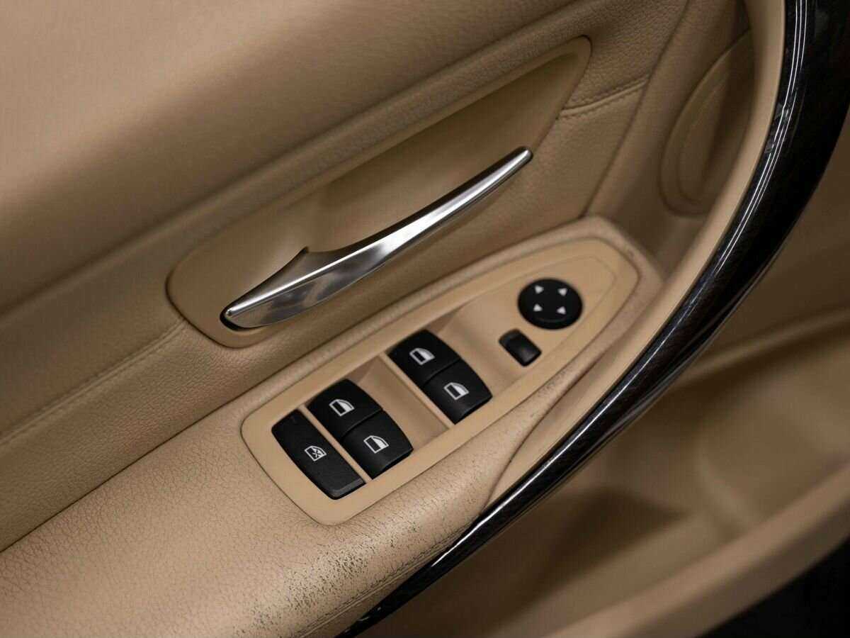 BMW 3 серии 328i, 2012 Фото №19