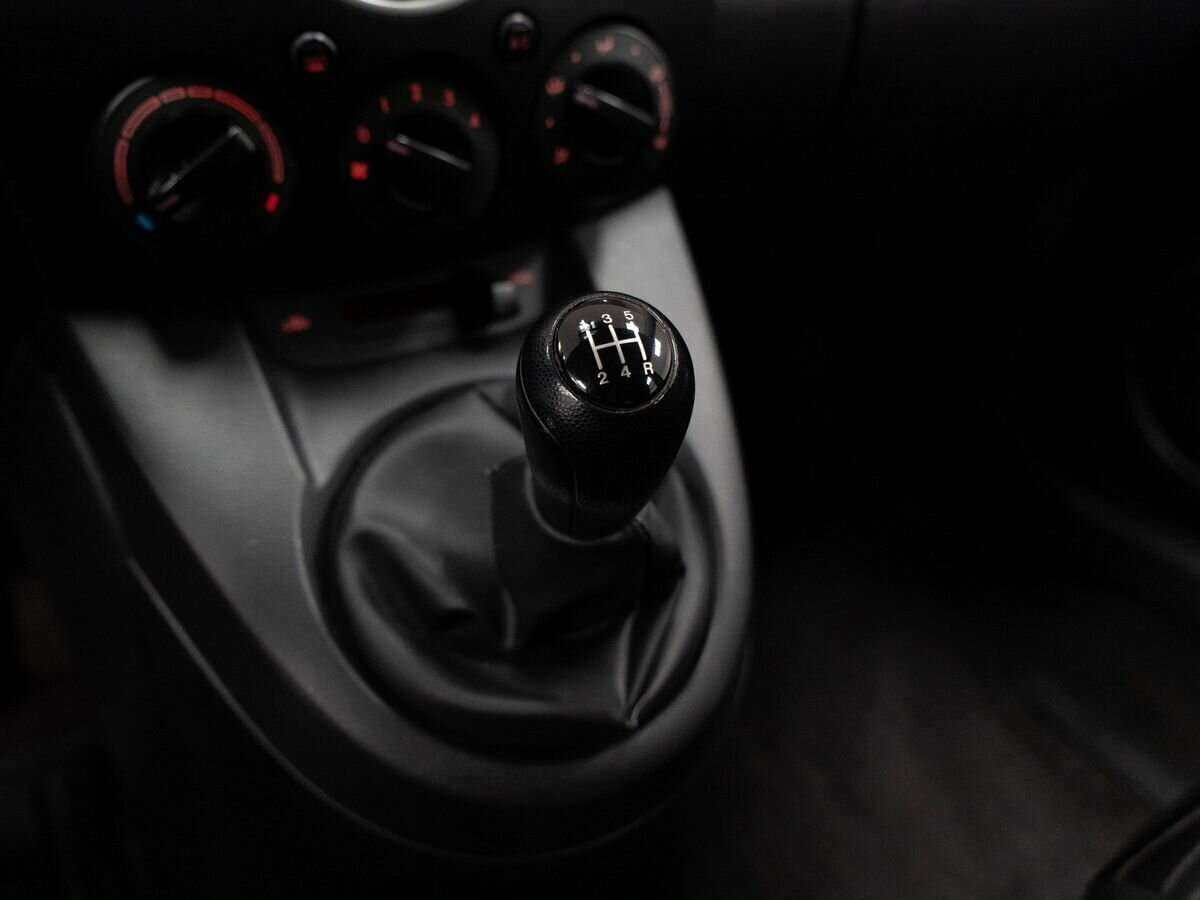 Mazda 2, 2008 Фото №15