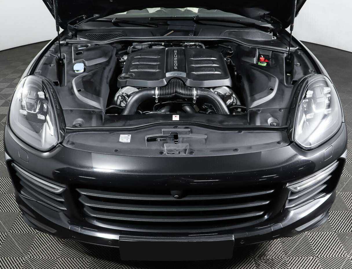 Porsche Cayenne GTS, 2015 Фото №9