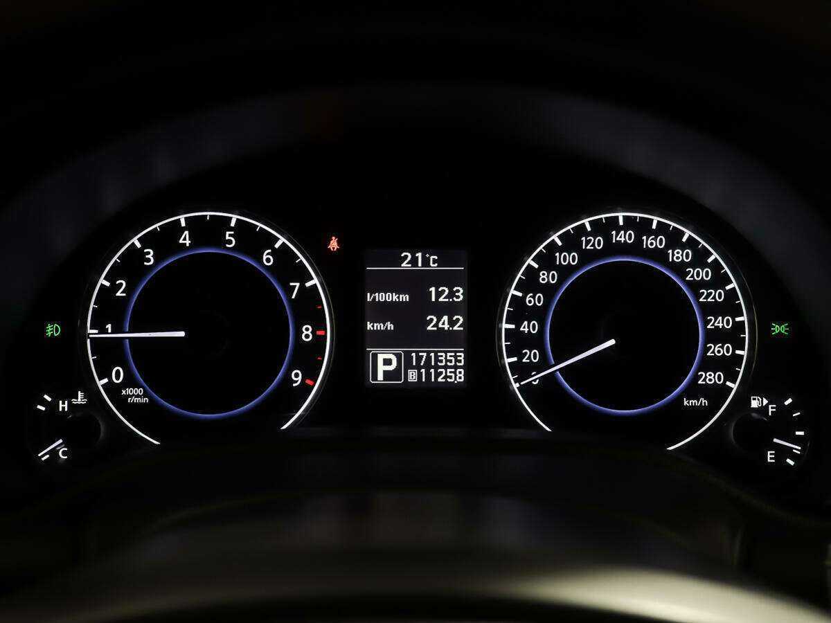 Infiniti G25, 2010 Фото №14