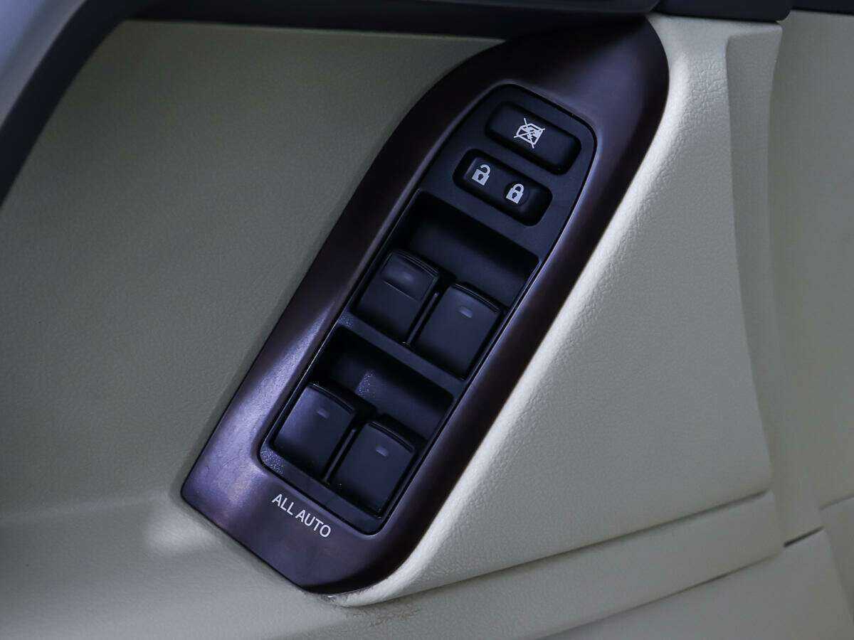 Toyota Land Cruiser Prado, 2014 Фото №17