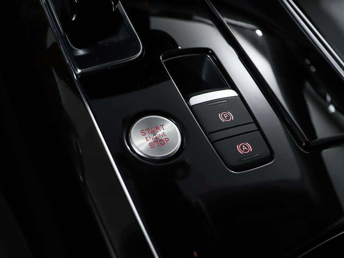 Audi A8 Long, 2016 Фото №24