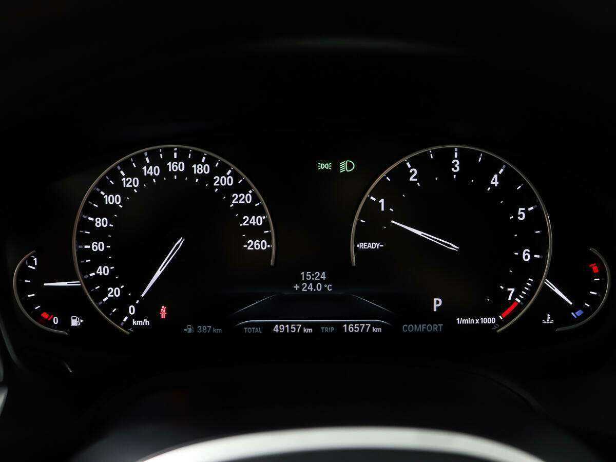 BMW 3 серии 320i xDrive, 2019 Фото №14