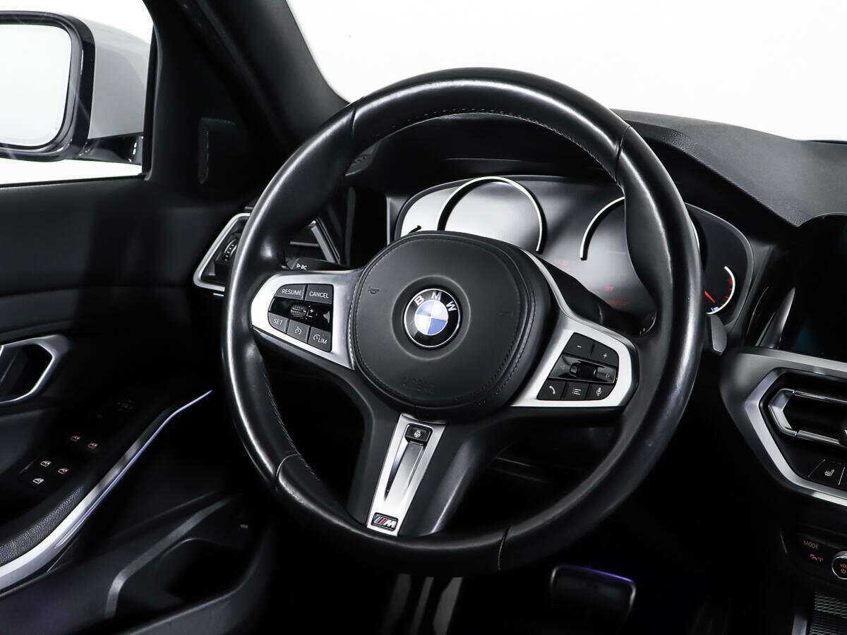 BMW 3 серии 320i xDrive, 2019 Фото №17