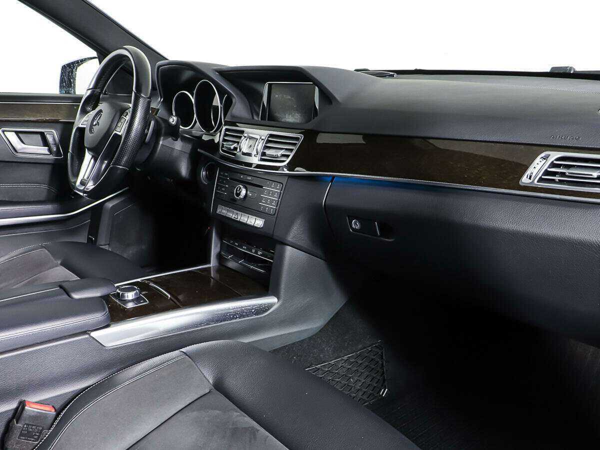 Mercedes-Benz E-Класс 200, 2015 Фото №9
