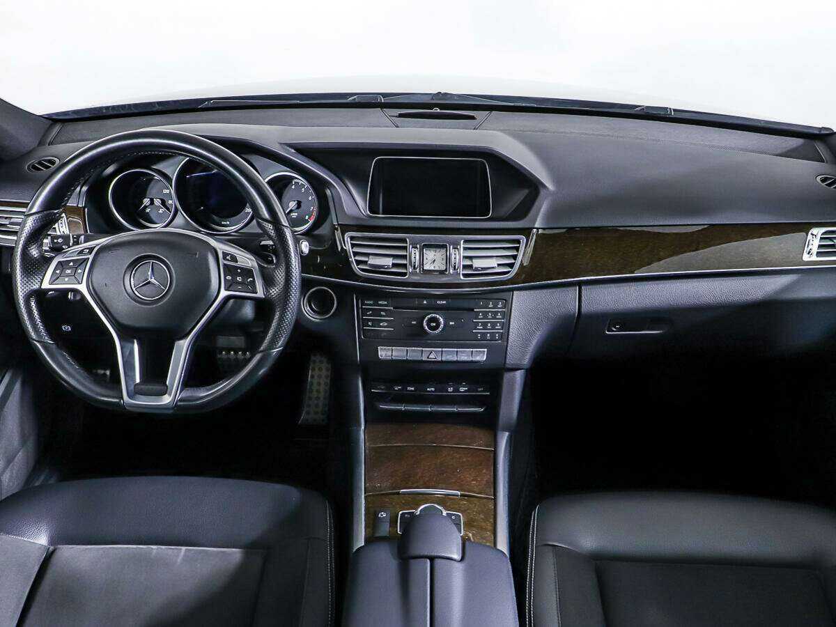 Mercedes-Benz E-Класс 200, 2015 Фото №11