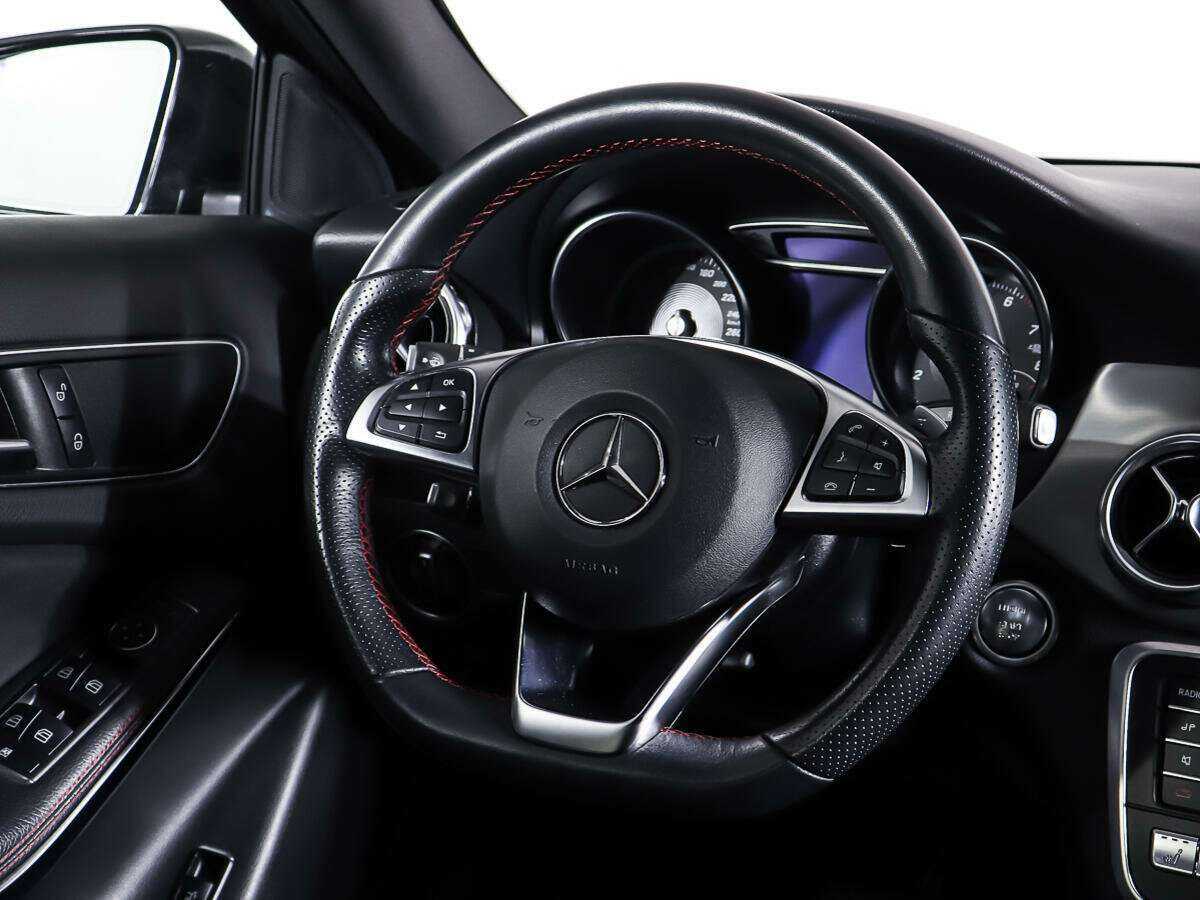 Mercedes-Benz GLA 250, 2018 Фото №14