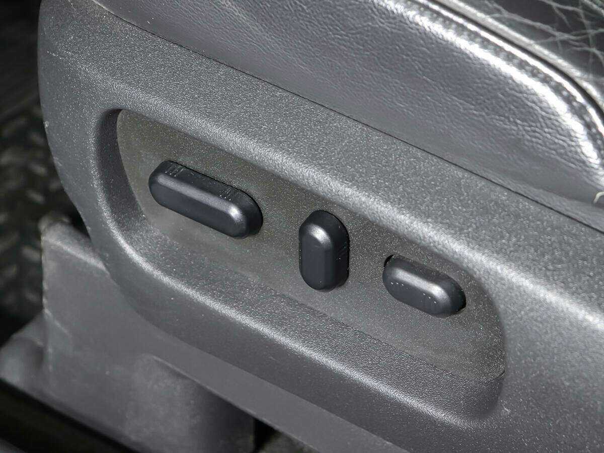 Ford Explorer, 2011 Фото №17