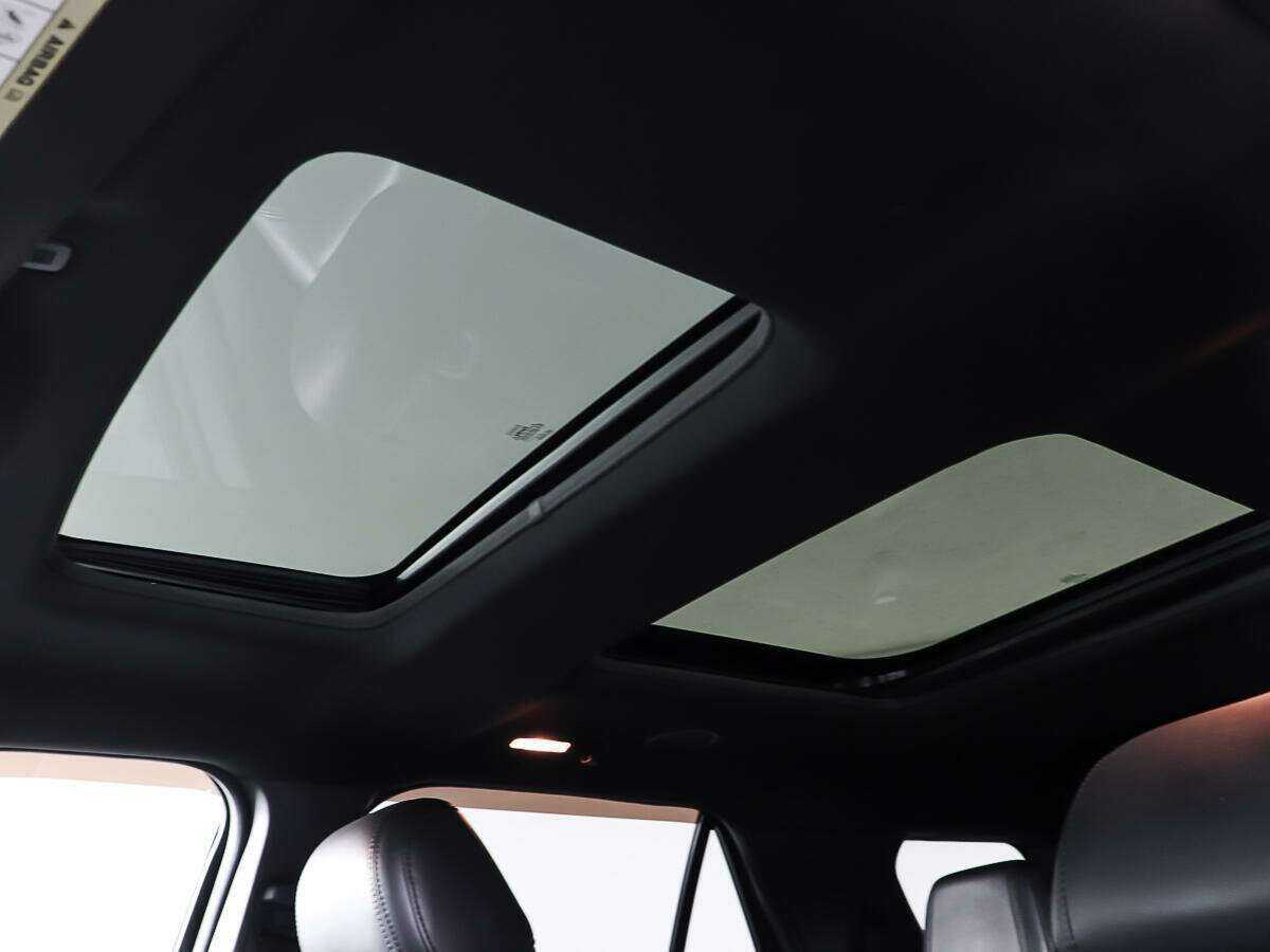 Ford Explorer, 2011 Фото №21