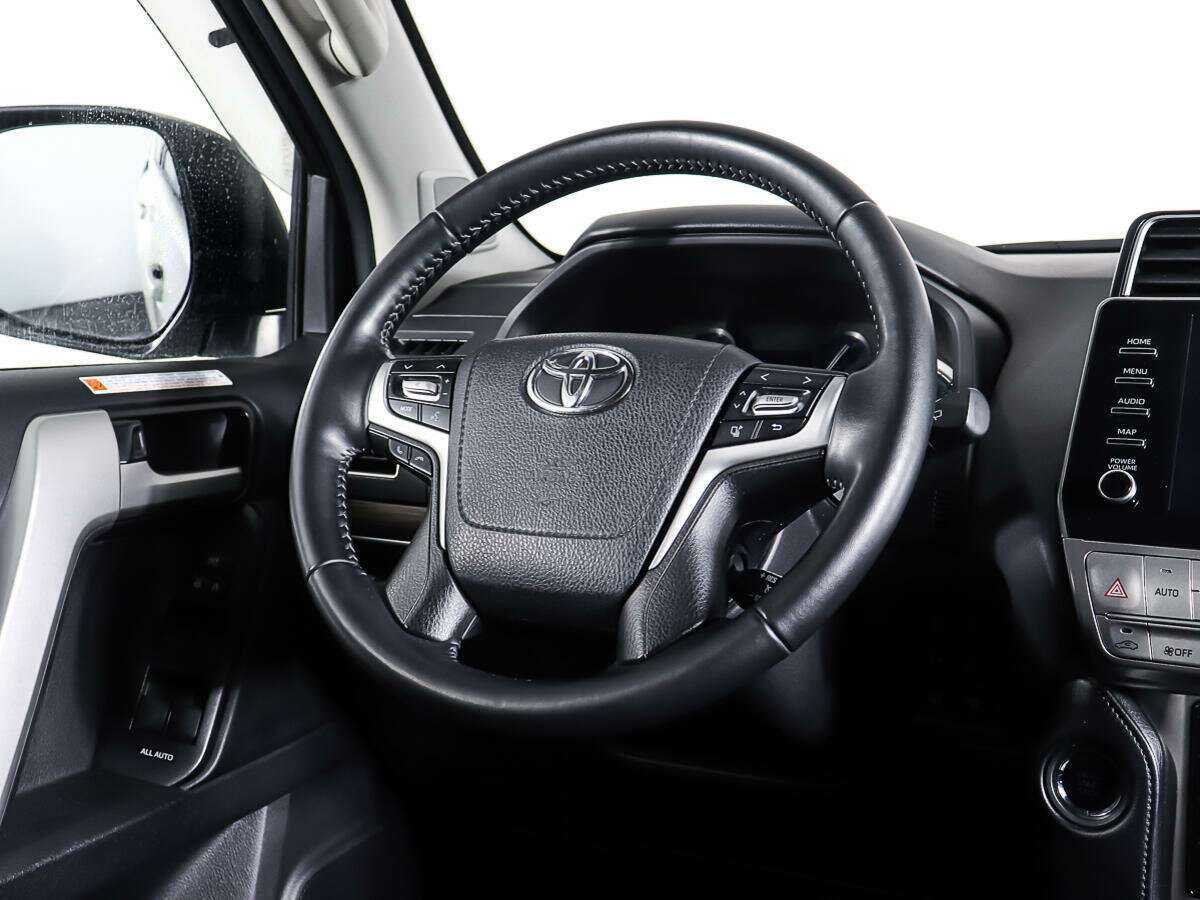 Toyota Land Cruiser Prado, 2020 Фото №15