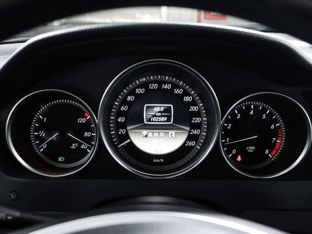 Mercedes-Benz C-Класс 180 BlueEFFICIENCY, 2011 Фото №15