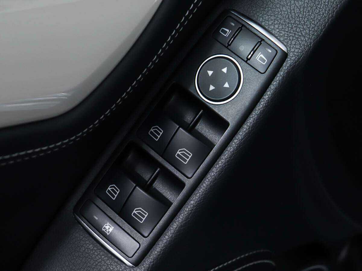 Mercedes-Benz C-Класс 180 BlueEFFICIENCY, 2011 Фото №19