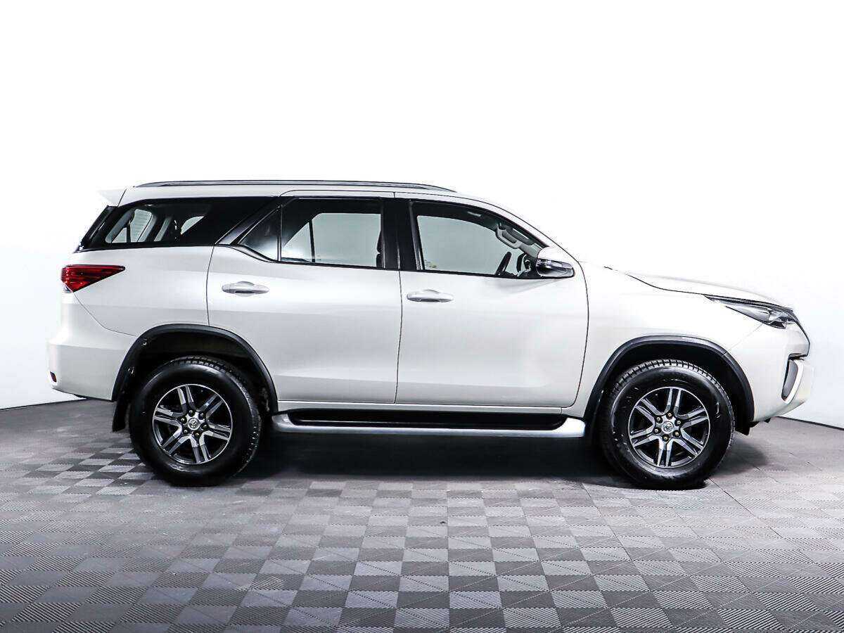 Toyota Fortuner, 2019 Фото №4