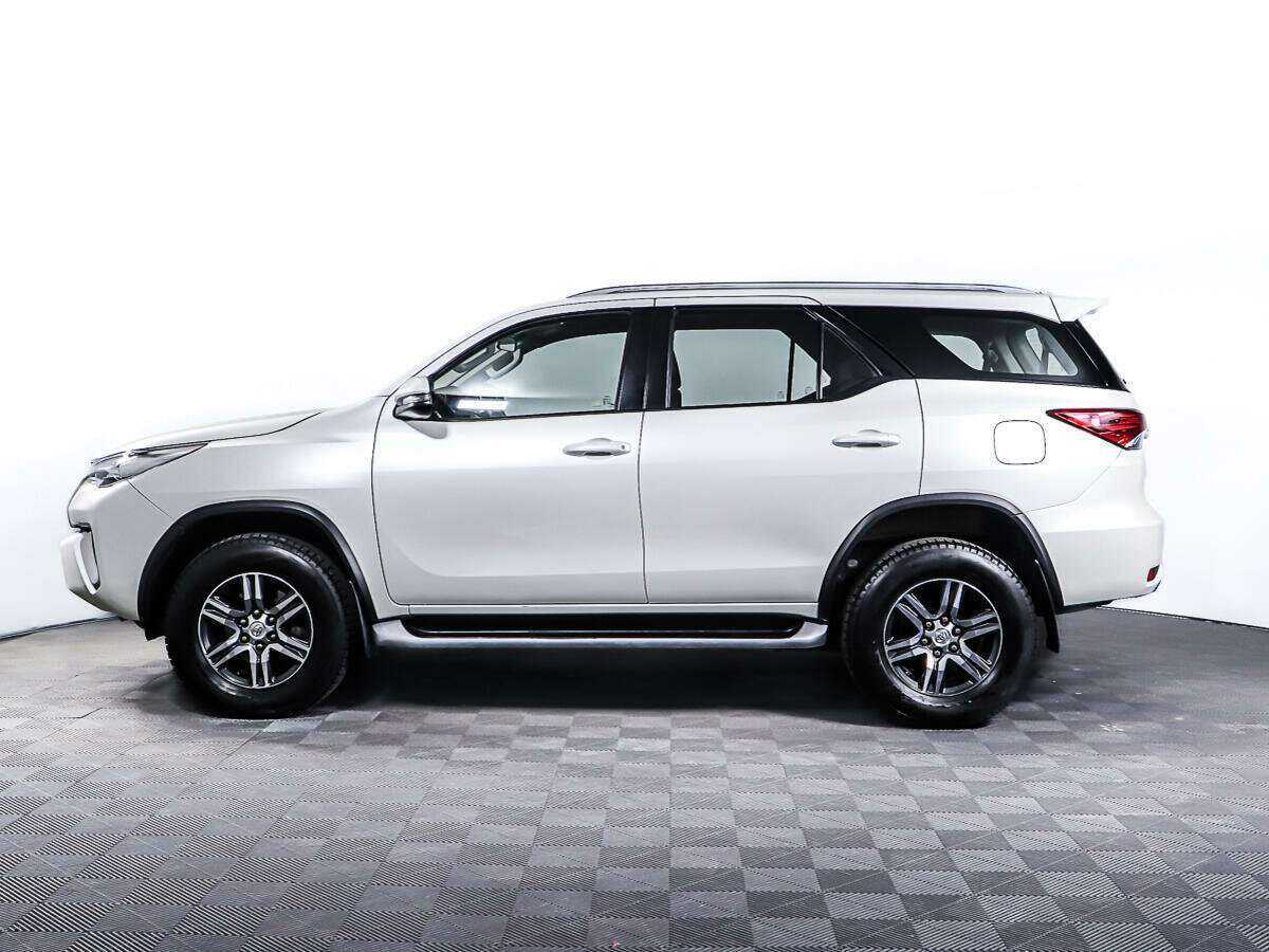 Toyota Fortuner, 2019 Фото №8