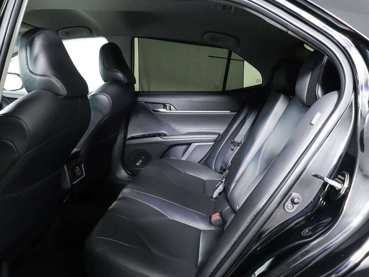 Toyota Camry, 2019 Фото №9