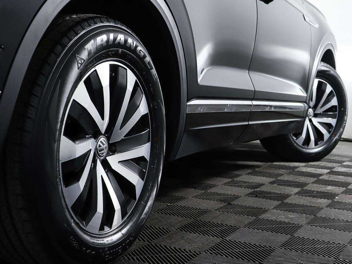 Volkswagen Touareg, 2020 Фото №26