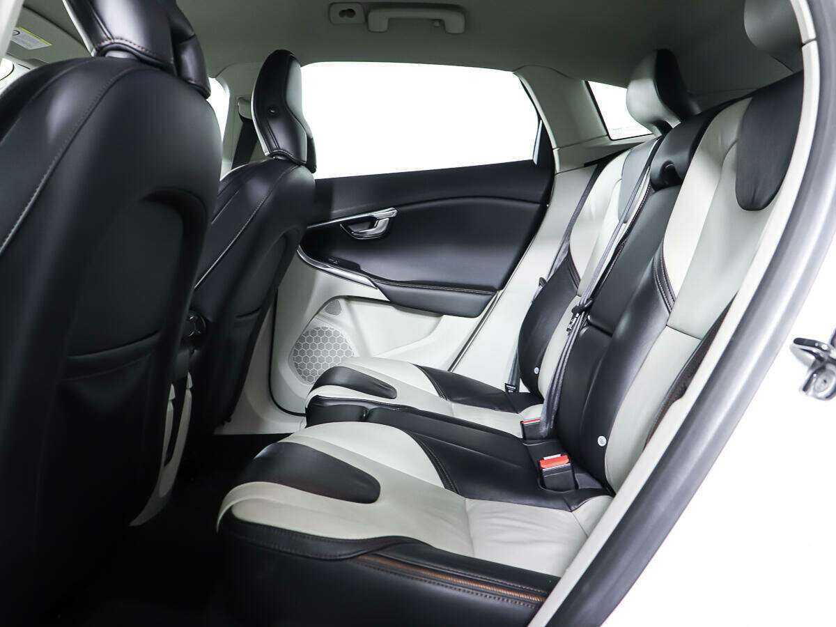 Volvo V40 Cross Country, 2013 Фото №10