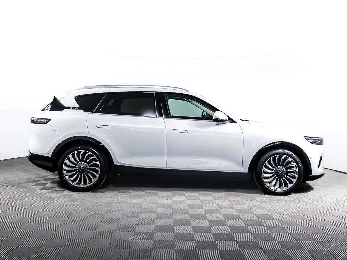 Voyah Free, 2022 - 6 529 км. | Фото №4