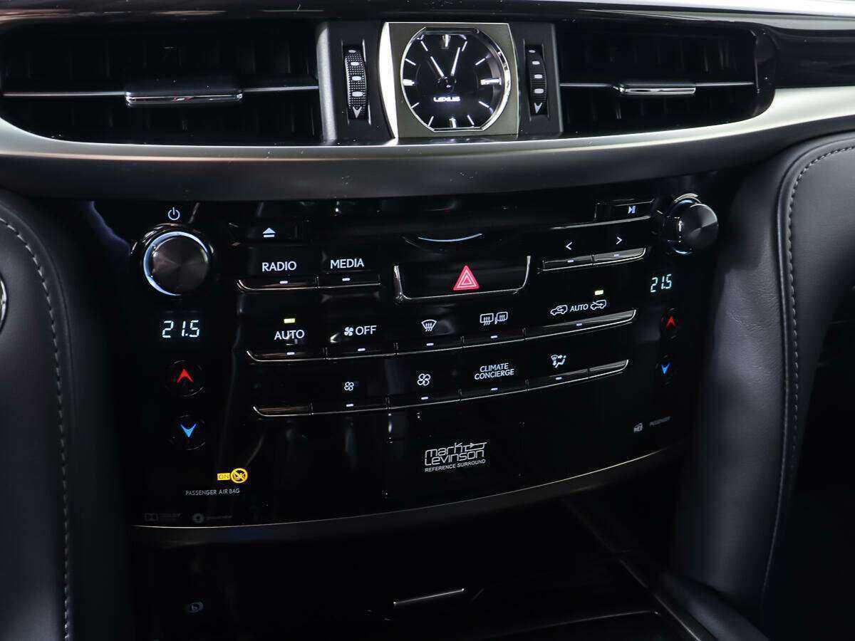 Lexus LX 450d, 2016 Фото №19