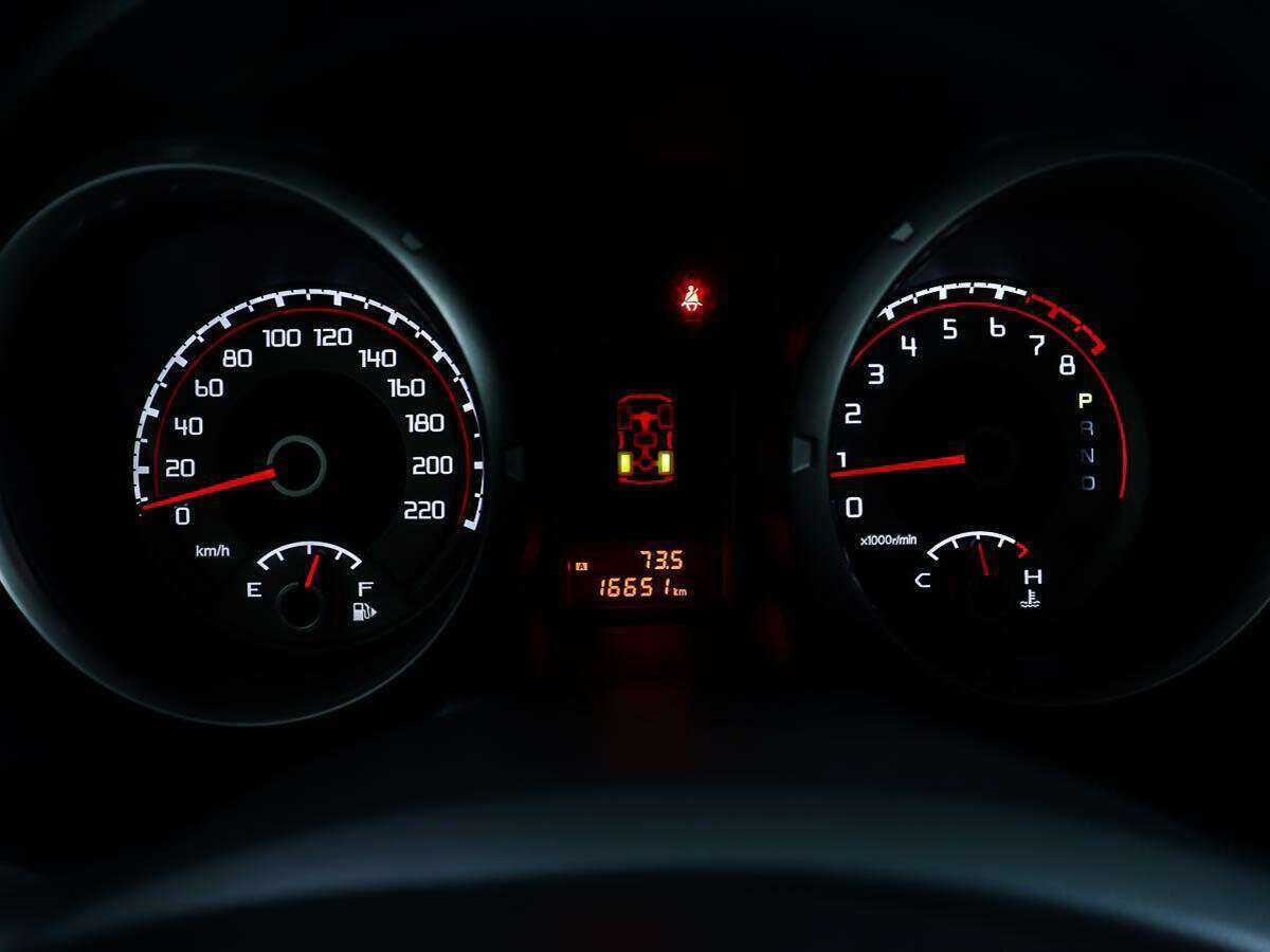 Mitsubishi Pajero, 2019 Фото №15