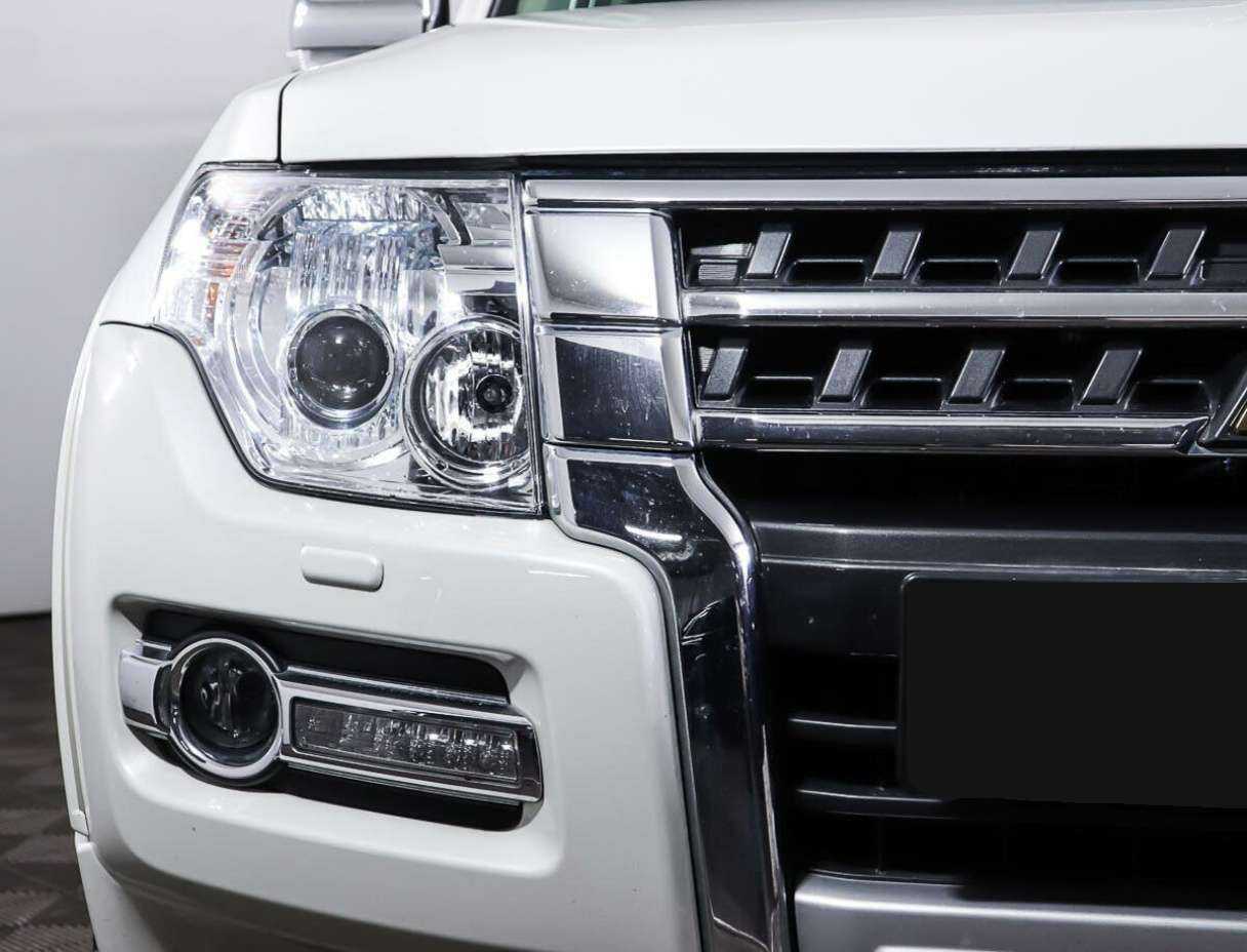 Mitsubishi Pajero, 2019 Фото №17